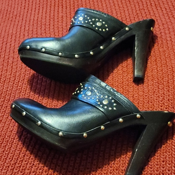 Michael Kors Black Leather Mules -  9M - Picture 3 of 4